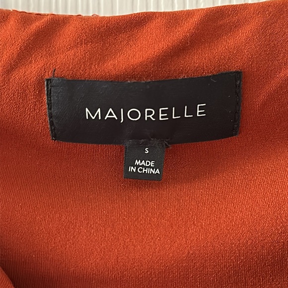 Majorelle Twist Crop Top Brick Red SM - Picture 5 of 9